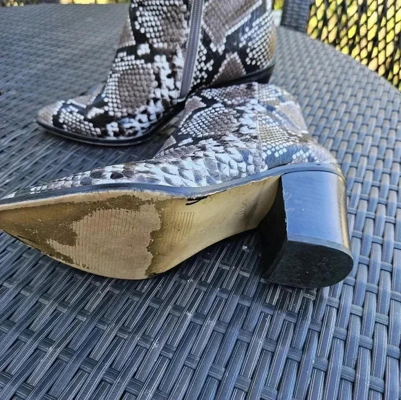 14h & Union Braxen Snake Embossed Block Heel Ankle Boots Women (sz 8.5M) - Picture 7 of 9